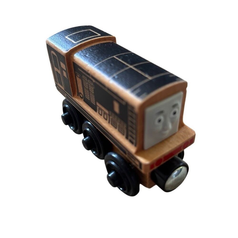 Thomas & Friends Wooden Railway Diesel FHM22 Wooden Engine 2012